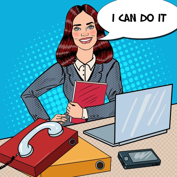 Pop Art erfolgreiche Geschäftsfrau bei der Büroarbeit mit Laptop. Vektorillustration — Stockvektor