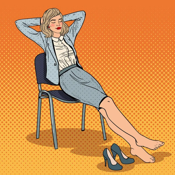Поп-арт Уставшая деловая женщина отдыхает на стуле. Векторная иллюстрация — стоковый вектор