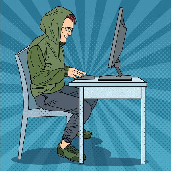 Хакер в капюшоне крадет информацию с компьютера. Киберпреступность. Векторная иллюстрация поп-арта — стоковый вектор