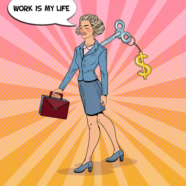 Mechanikus üzleti nő fog dolgozni dollár jel kulcs a hátán. Pop-Art vektoros illusztráció — Stock Vector