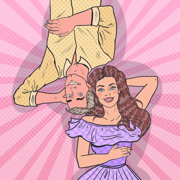 Pop Art Pareja feliz enamorada acostándose. Relaciones románticas. Ilustración vectorial — Vector de stock