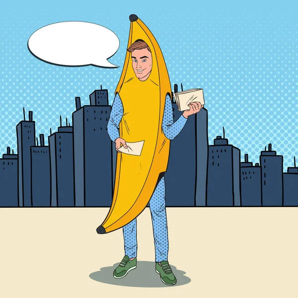 Поп-арт молодой мужчина Промоутер с рекламными листовками. Человек в банановом костюме. Подростковый веселый парень, продвигающий что-то на улицах города. Векторная иллюстрация — стоковый вектор