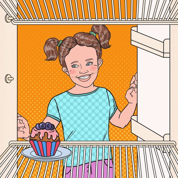 Поп-арт Маленькая девочка видит вкусный торт в холодильнике. Ребенок ест сладкую еду. Векторная иллюстрация — стоковый вектор