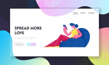 İnternet Topluluğu Eğlence Sitesi İniş Sayfası. Genç Gülümseyen Kadın Aşk Yazışmaları Sosyal Medya Ağı 'nda İletişim, Müzik Web Sayfası Afişi Dinliyor. Çizgi film Düz Vektör İllüstrasyonu