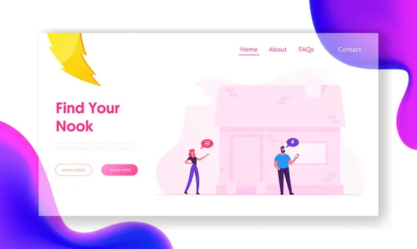 Página de aterrizaje del sitio web de monitoreo de casas inteligentes. Hombre y mujer de pie en casa utilizando tecnología remota en el teléfono inteligente. Página Web de Internet de las Cosas Banner. Dibujos animados plana Vector Ilustración — Archivo Imágenes Vectoriales
