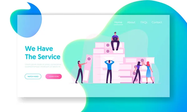 Zaměstnanci Papírování Termín Stres Webové stránky Landing Page. Pracoviště společnosti Lidé, kteří se dívají na obrovskou hromadu dokumentace a papírových složek dokumentů Web Page Banner. Cartoon Flat Vector Illustration — Stockový vektor