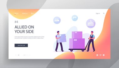 Kargo Taşımacılık Sigortası, Depo ve Lojistik Web Sitesi İniş Sayfası. Üniformalı bir işçi, elinde bir yığın karton kutuyla El Kamyonu kullanıyor. Web Sayfasını Dışarıya Aktar Çizgi Film Düz Vektör İllüstrasyonu