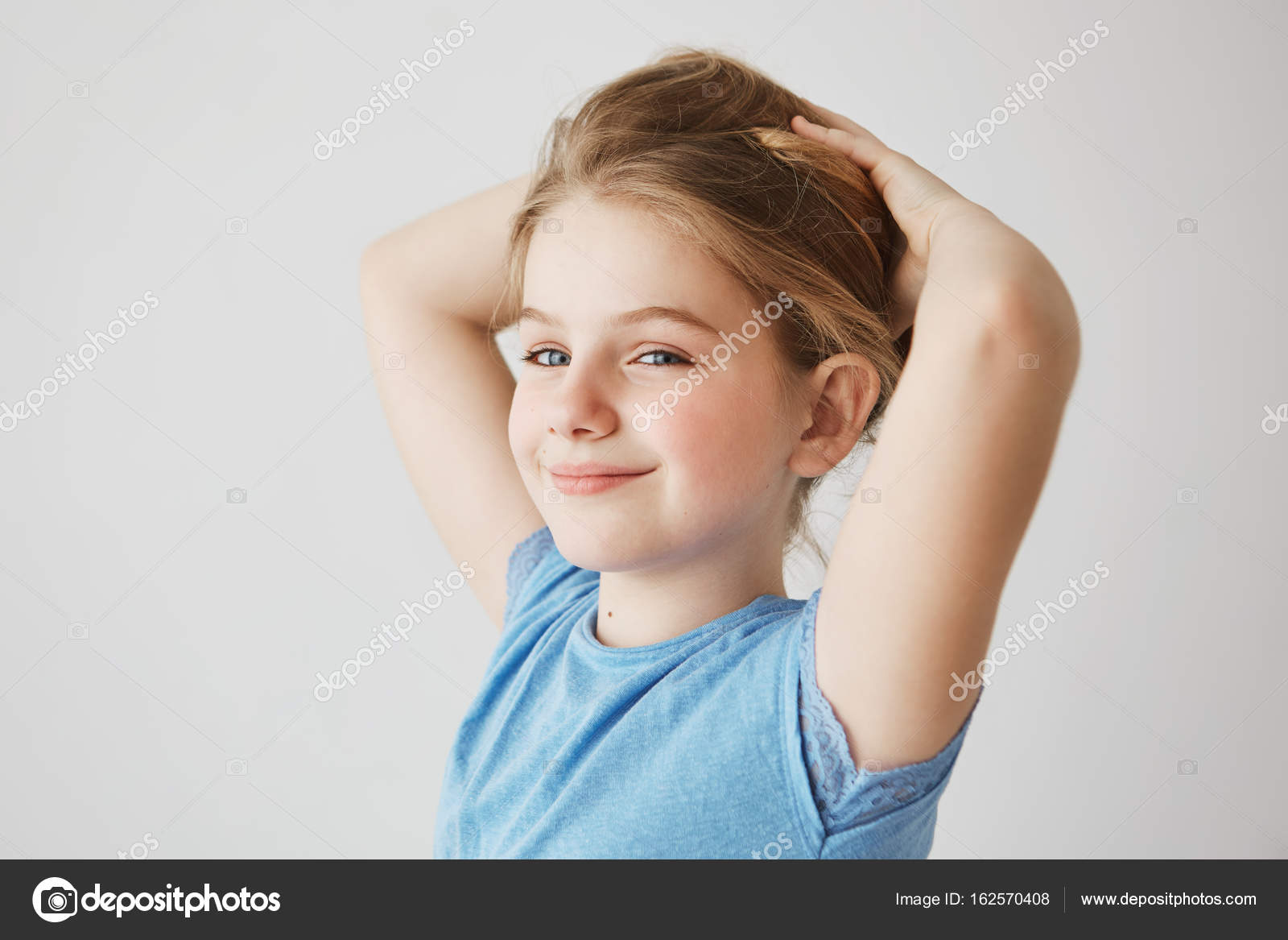 Teen dlouhé kočička rty