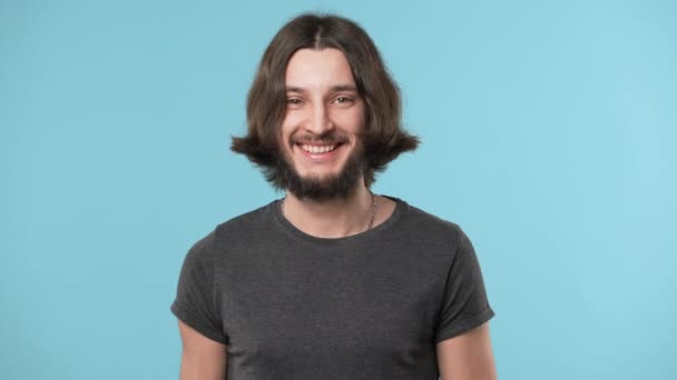 chlupatá mladá videa