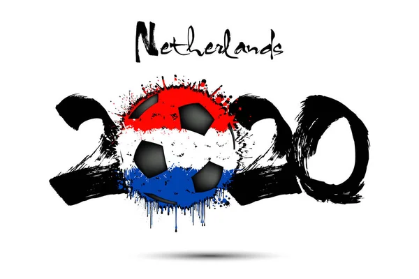 2020 et ballon de football en couleur du drapeau néerlandais — Image vectorielle