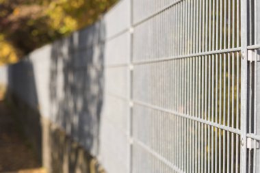 bir metal çit closeup