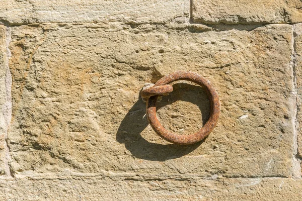 Close-up of a rusty metal solvent — Stock Photo, Image