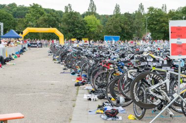 Regensburg, Bavyera, tanıtım alanının motosiklet yarış Almanya, 06 Ağustos 2017 28 Regensburg triatlon 2017