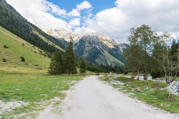 Krajobraz Weisspriachtal w Lungau, Austria — Zdjęcie stockowe