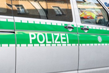 Bir Alman polis arabası yakın çekim görüntüsü