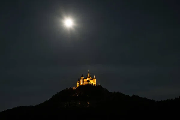 Lua Cheia Sobre Castelo Hohenzollern Bisingen Alemanha — Fotografia de Stock