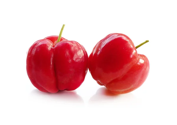 Acerola meyve adam üzerinde yakın çekim