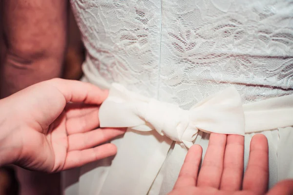 Bruiden bruiloft jurk — Stockfoto
