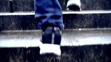 Zirveye ulaştım. Yukarı çıkıyorum. Açık hava.