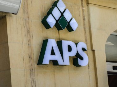 Valletta, Malta - 18 Ekim 2019: Aps Bank şubesi. Aps Bankası (Unione Cattolica San Giuseppe 'nin ardılı olan Prayer Savings Bank), Malta' lı özel bankacılık şirketidir.
