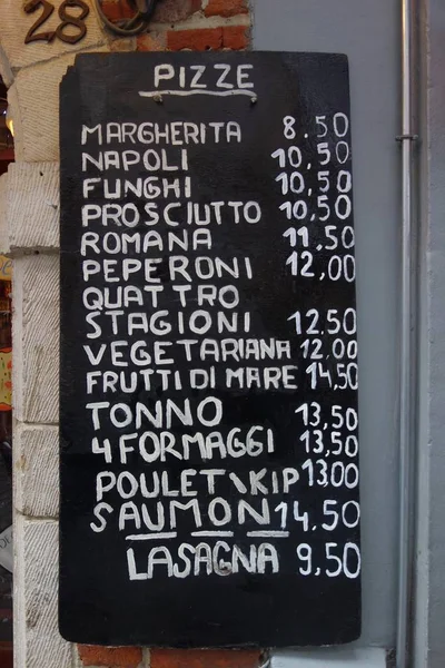 Tablero Menú Anuncio Fuera Restaurante Italiano — Foto de Stock