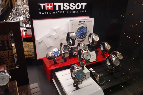 比利时布鲁塞尔 2019年12月24日 Tissot手表在商店橱窗中展出 Tissot是瑞士奢侈品手表制造商 Swatch Group的子公司 — 图库照片