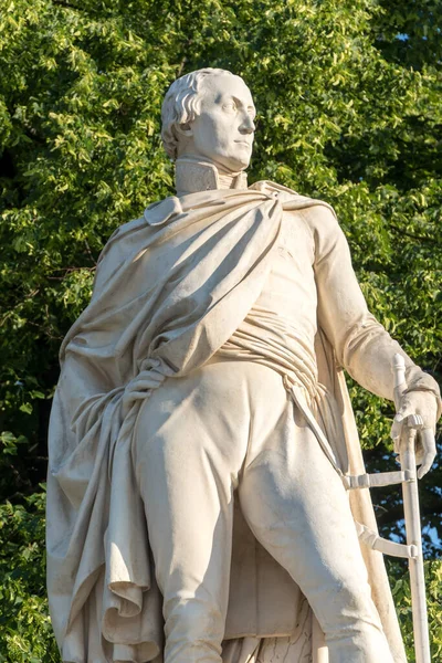 Marmurowa Rzeźba Friedricha Von Bulowa Unter Den Linden Berlin Niemcy — Zdjęcie stockowe