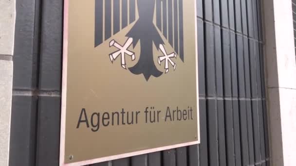 Berlin März 2020 Bundesagentur Für Arbeit Bundesagentur Jobcenter Bietet Berufsberatung — Stockvideo