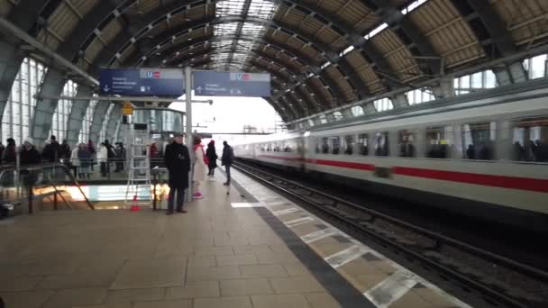 Berlin Germany January 2020 High Speed Train Passing Station — Stockvideo