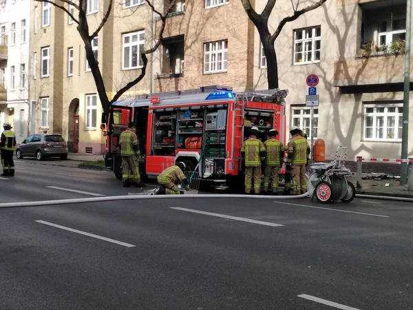 Berlin Niemcy Marca 2020 Niemieckie Drabinki Strażackie 112 Jednolity Numer — Zdjęcie stockowe