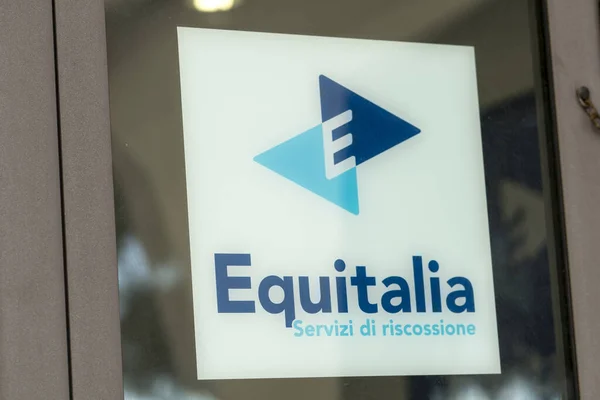 Rome Italië Maart 2017 Equitalia Signboard Equitalia Een Overheidsinstelling Voor — Stockfoto