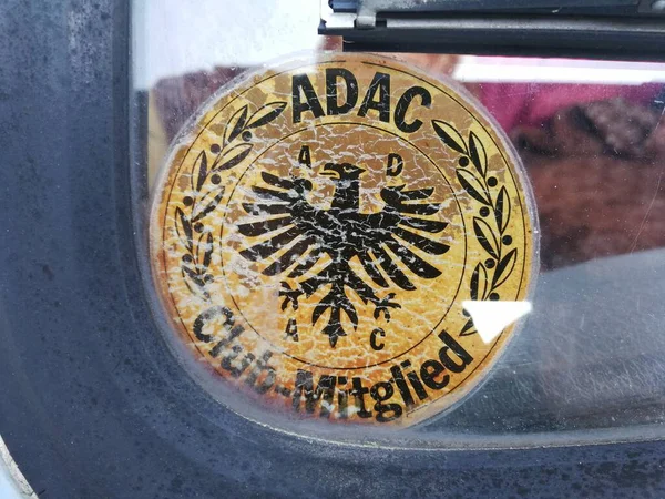 Berlín Alemania Marzo 2017 Logotipo Adac Adac Club Automovilístico Alemania — Foto de Stock