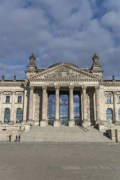Fachada Del Edificio Del Reichstag Berlín Vista Desde Platz Der —  Fotos de Stock