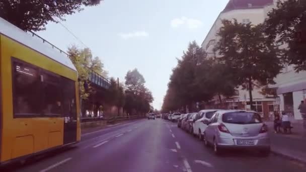 Berlin Almanya Eylül 2018 Schnhauser Allee Boyunca Kameraman Prenzlauer Berg — Stok video