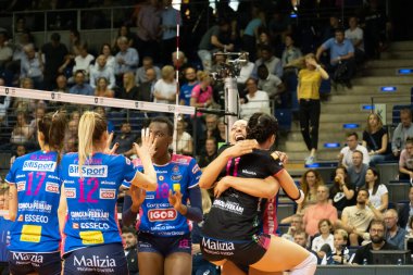 Berlin, Almanya - 21 Mayıs 2019: CEV Şampiyonlar Ligi Volley 2019 Süper Finali sırasında İtalyan bayan voleybol kulübü Igor Gorgonzola Novara, AGIL Volley