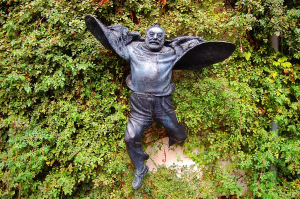 Sergei Parajanov Tiflis anıt