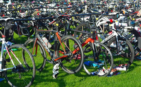 Grafham Cambridgeshire Inglândia Agosto 2017 Bicicletas Triatlo Trocam Estação — Fotografia de Stock