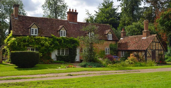 Ickwell Mid Bedfordshire Engeland Augustus 2017 Prachtige Oude Cottages Ickwell — Stockfoto
