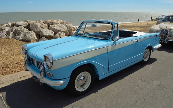 Felixstowe Suffolk Anglii Maja 2016 Classic Light Blue Triumph Herald — Zdjęcie stockowe