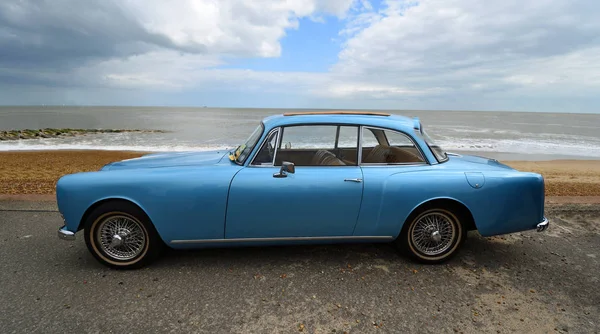 Felixstowe Suffolk England Мая 2019 Classic Blue Alvis Motor Car — стоковое фото