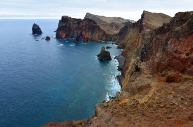 Baia de Abra Madeira Portekiz 'in en doğu deniz kayalıkları. 