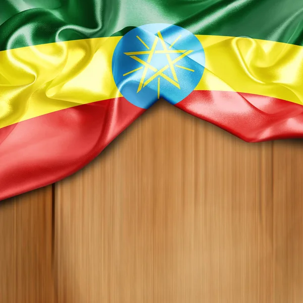 挥舞着国旗的埃塞俄比亚 — 图库照片