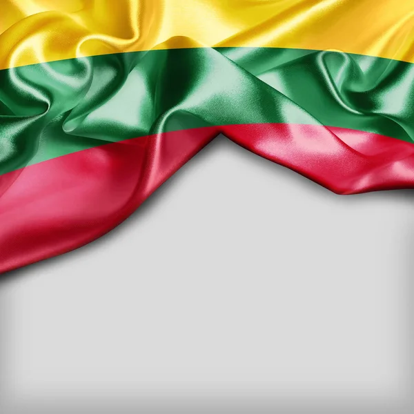 Flagge von Litauen schwenken — Stockfoto