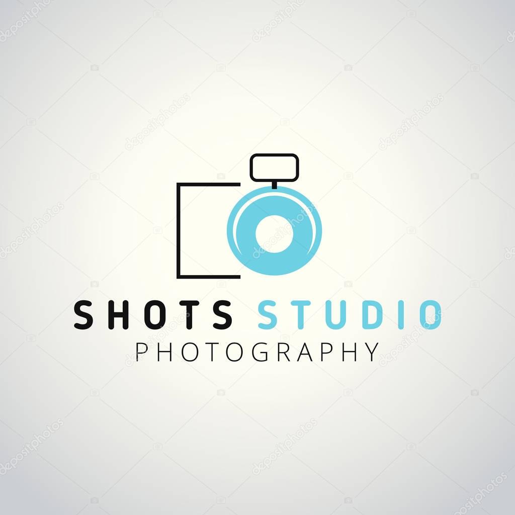 Black camera logo for Photographer
