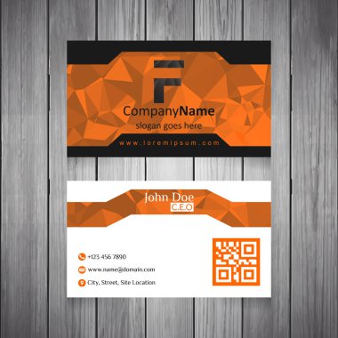 Beyaz, siyah ve turuncu soyut Qr Code ve soyut F logosu ile ahşap arka plan üzerinde dairesel kartvizit