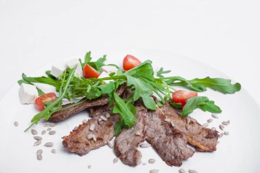 roka ve domates dana eti;