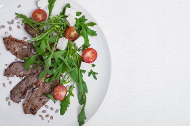 roka ve domates dana eti;