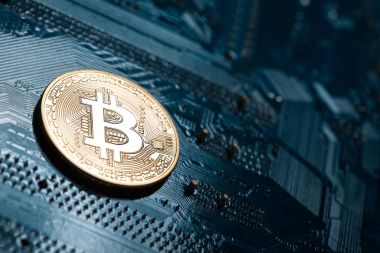 microscheme üzerinde yalan bitcoin altın sikke;