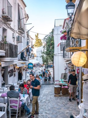 Ibiza eski sokaklar