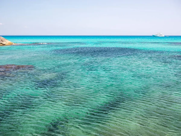 Mar azul de Formentera — Foto de Stock